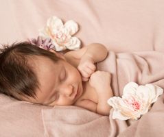 Carla Fotografie - Newborn - little girl sleeping